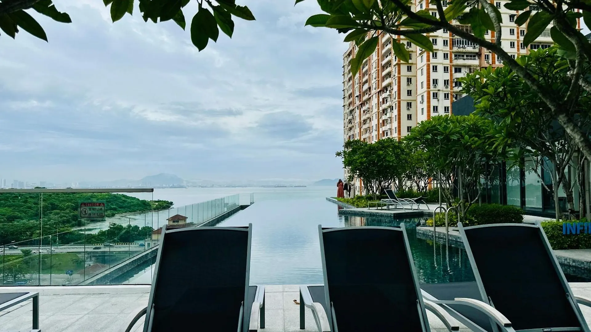 Privatunterkunft Apartment In Georgetown 3Br-10Pax Jelutong Ma­lay­sia