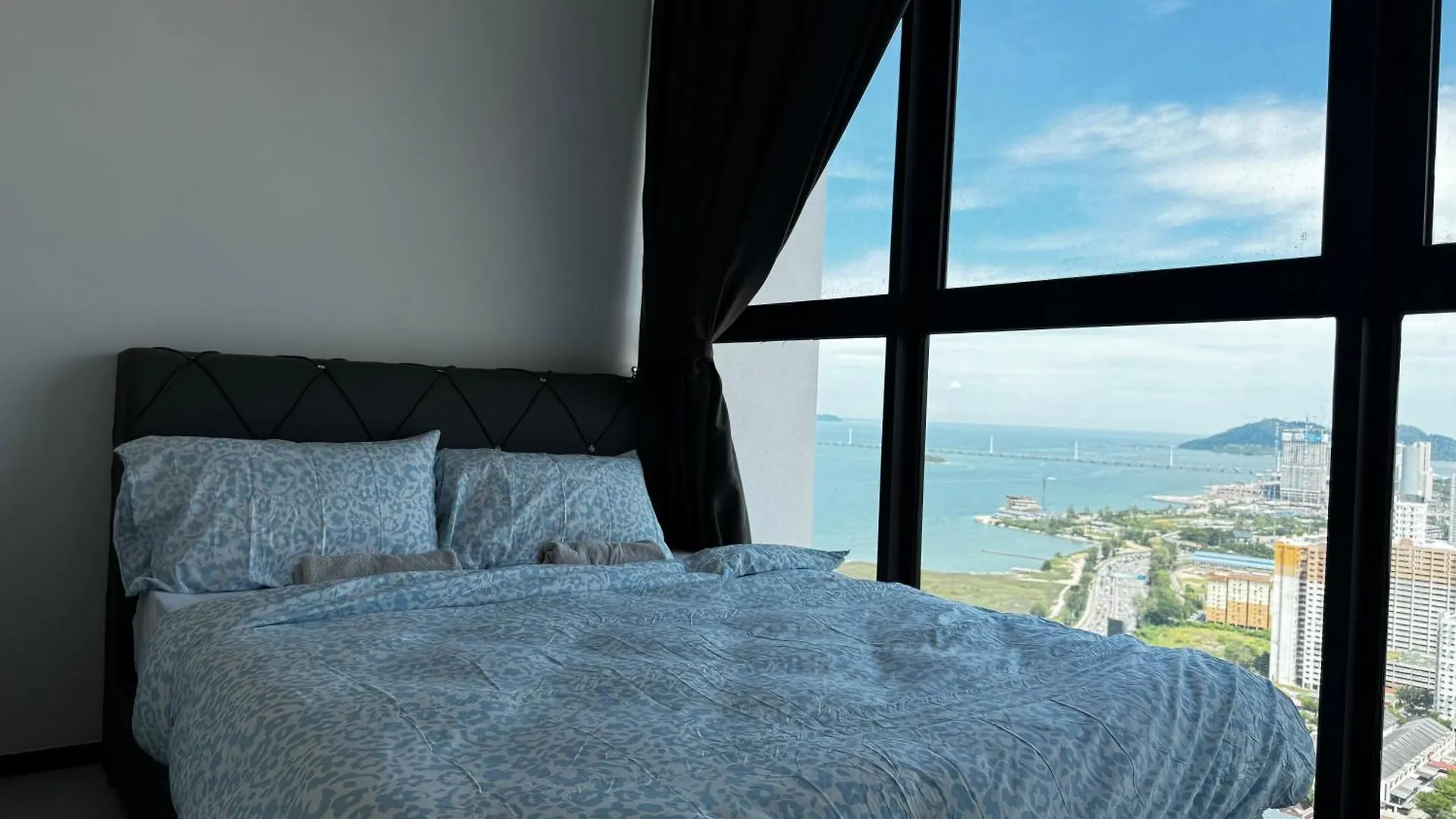 Apartment In Georgetown 3Br-10Pax Jelutong Malaysia